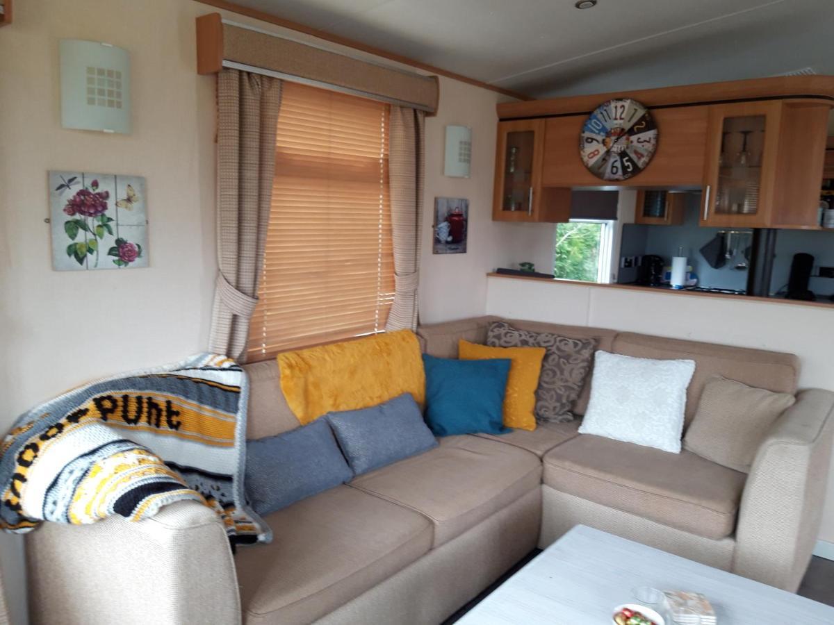 Locatie Het Knooppunt Engelse Chalet Nuis 外观 照片